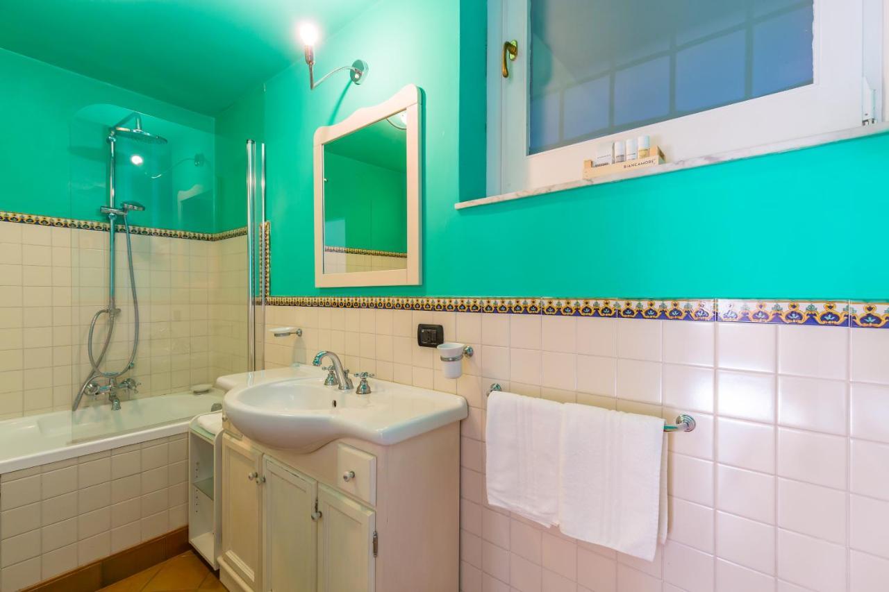 Casa 45 Apartment Салерно Екстериор снимка